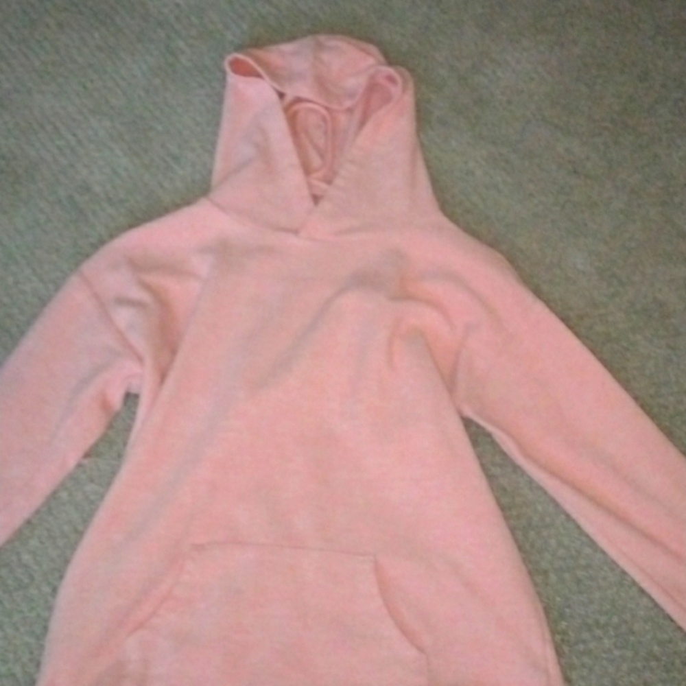 I am selling a light pink xl 14-16 sweater